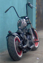 Harley Black'n Bobber